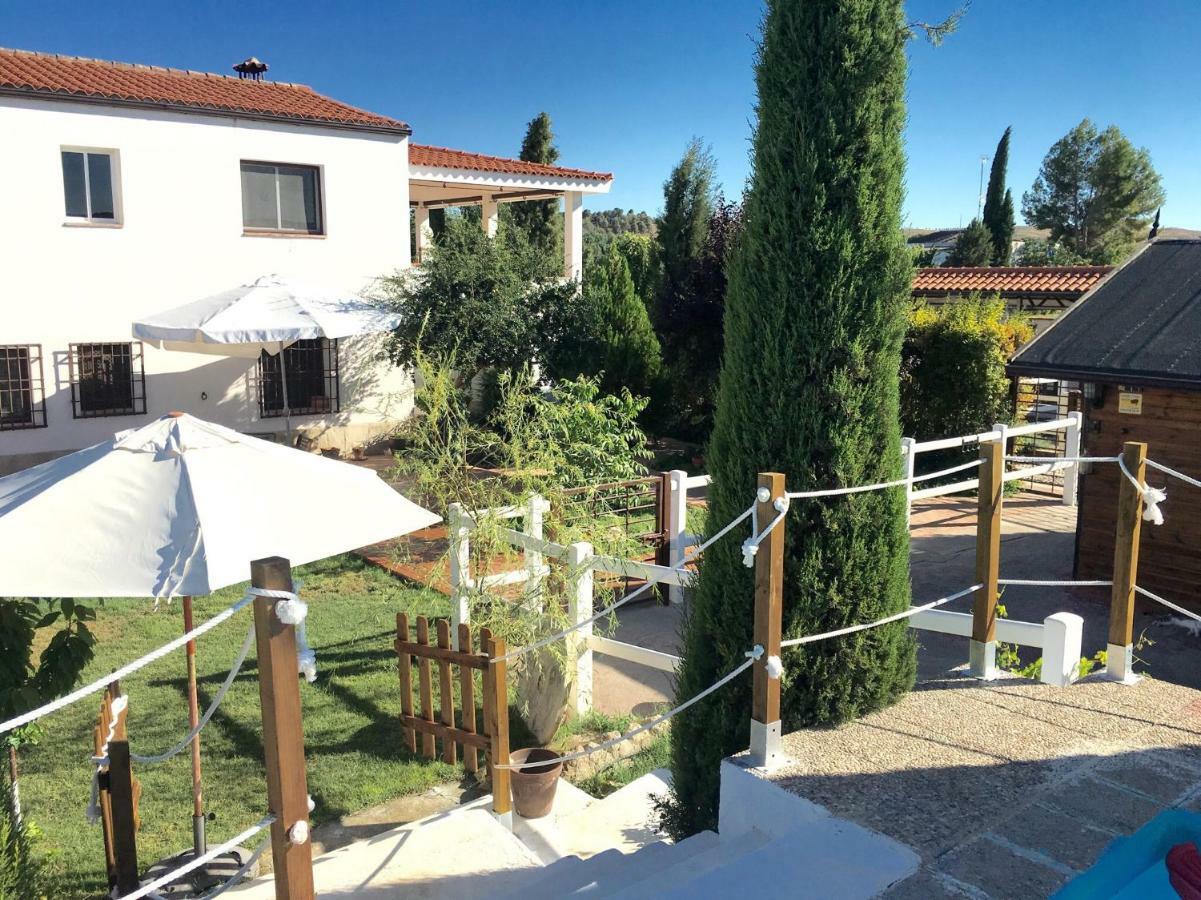 Hearts & Ponies Apartamentos Con Piscinas Privadas Cerca De La Warner Chinchon Exterior photo