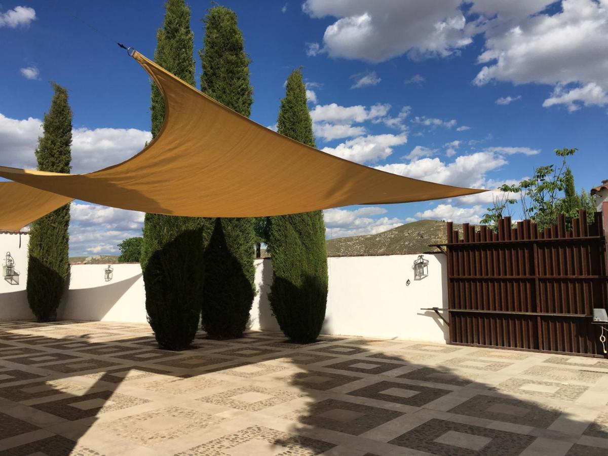 Hearts & Ponies Apartamentos Con Piscinas Privadas Cerca De La Warner Chinchon Exterior photo
